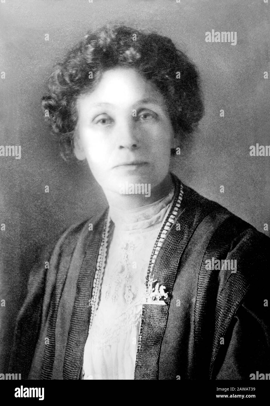 1912 ca , GRAN BRETAGNA : l'attivista sociale e figura di spicco del movimento delle prime donne Emmeline Pankhurst ( 1858 - 1928 ) . Leader del Brit Foto Stock