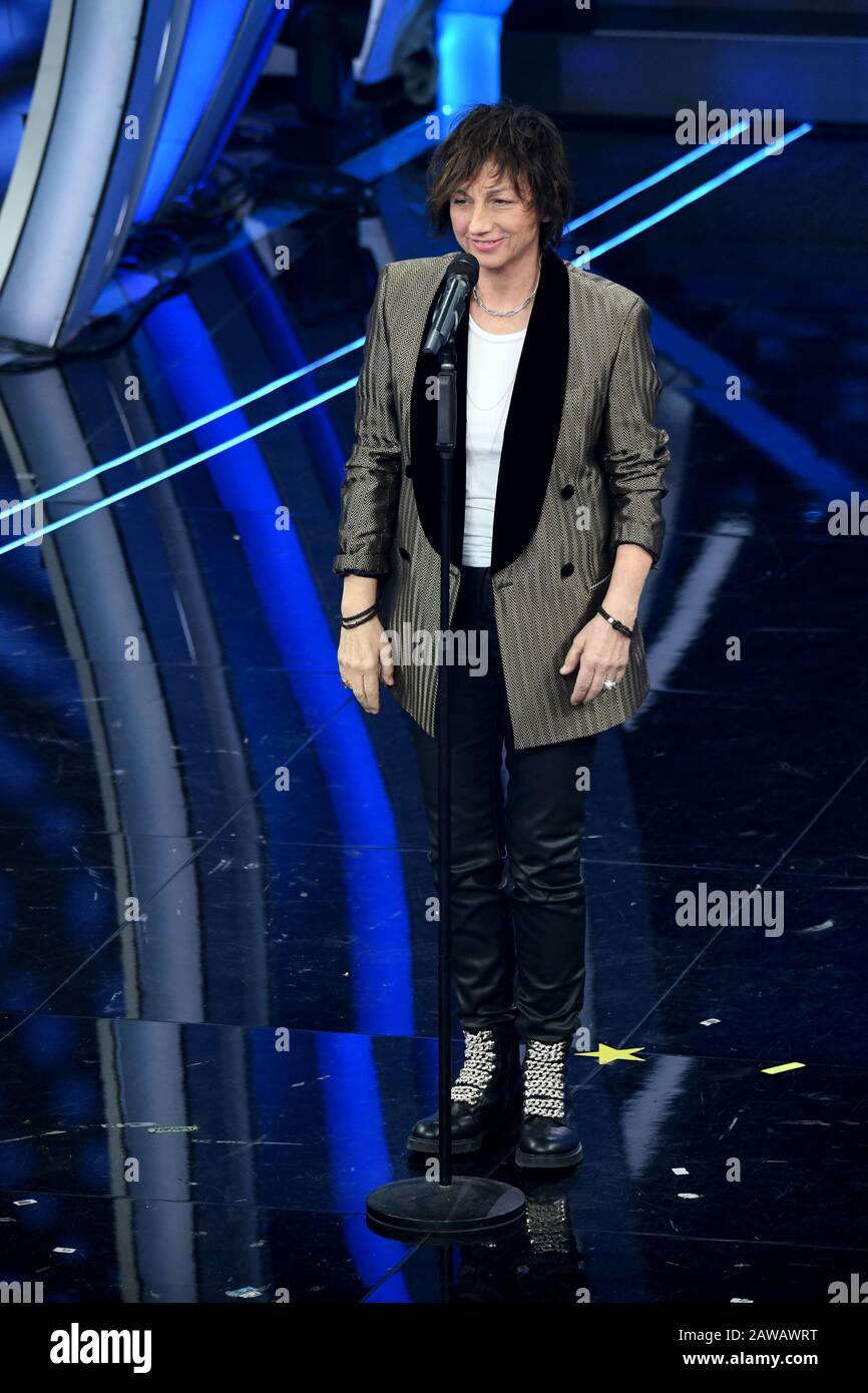 Sanremo, Italia. 08th Feb, 2020. Sanremo, 70th Festival della canzone italiana 2020. Quarta sera. Nella Foto Gianna Nannini Credit: Independent Photo Agency Srl/Alamy Live News Foto Stock