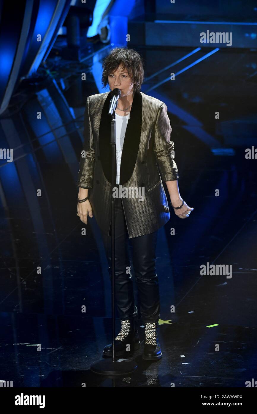 Sanremo, Italia. 08th Feb, 2020. Sanremo, 70th Festival della canzone italiana 2020. Quarta sera. Nella Foto Gianna Nannini Credit: Independent Photo Agency Srl/Alamy Live News Foto Stock