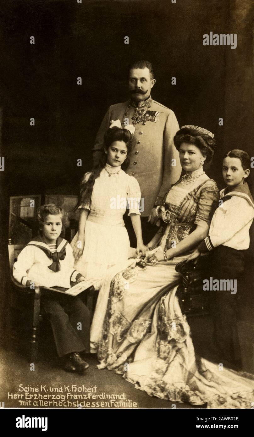 1910 ca, VIENNA : L'arciduca FRANCESCO FERDINANDO ABSBURG Von Osterreich d'ESTE ( Graz 1863 - Sarajevo 28 giugno 1914 ) con wi Foto Stock