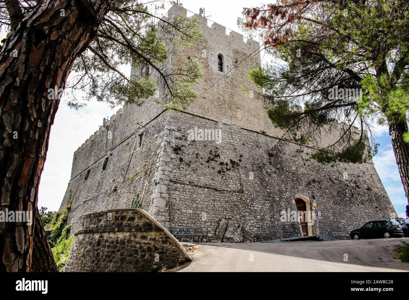 Vista sul Castello di Monforte, Campobasso Foto Stock