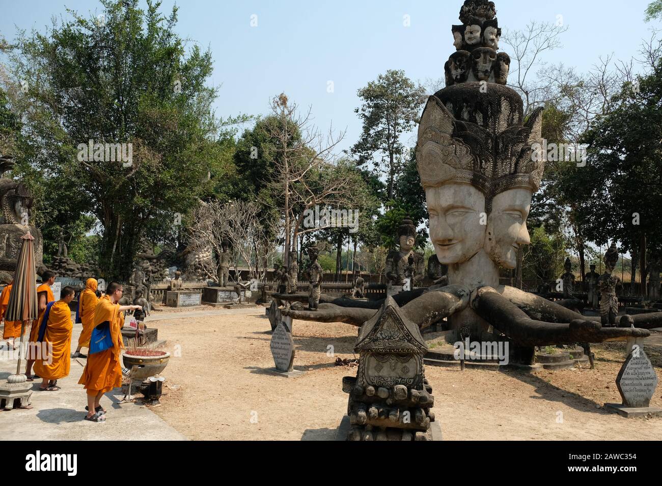 Nong Khai Isan Thailandia - Sala Keoku parco con sculture buddiste concrete Foto Stock