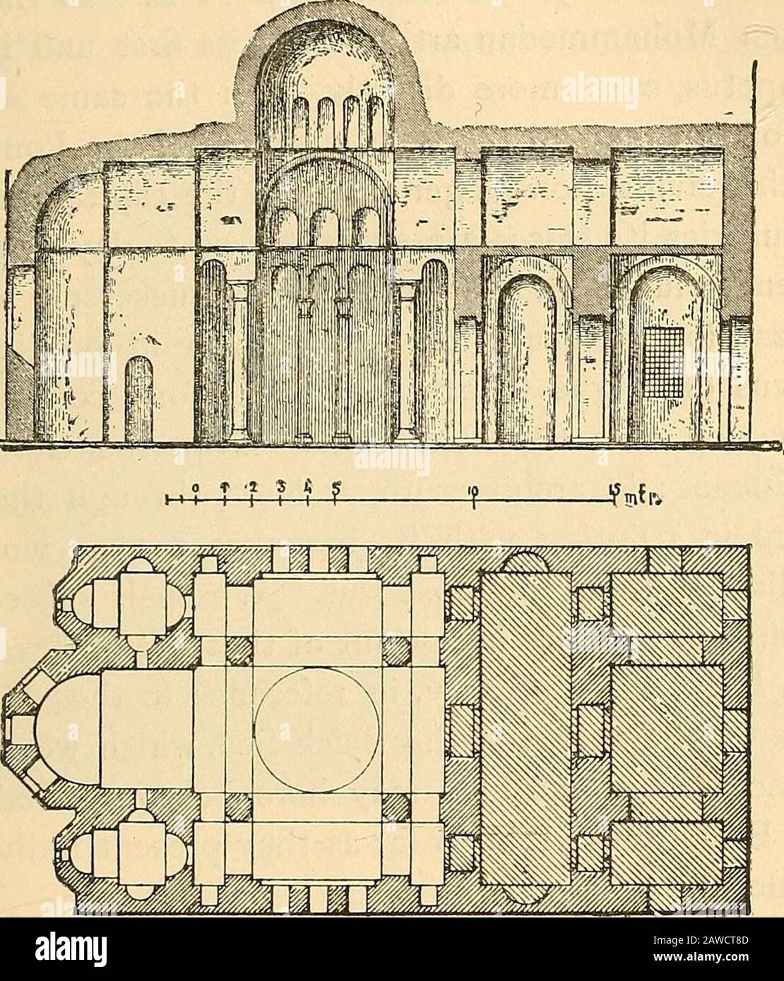 Storia dell'arte di mediæval . ome, transetto a botte, e narthex doppio; e infine, la Chiesa del Salvatore, Kahrije Jamissi, eretto nell'eleventhCentury sulle fondamenta di un edificio dell'età di Giustiniano, in cui l'ordinamento generale è reso meno chiaro e organicmediante l'aggiunta di una cappella {parekklission) sul lato destro, per cui il transetto è molto stretto, il lato si apica abbastanza iso-lated, e l'intero interno sfigurato. Questo edificio, con LA SUA ESTENSIONE DELL'ARTE BIZANTINA. 63 sei cupole, è diventata di particolare importanza per la storia di artas, l'unica chiesa di Co Foto Stock