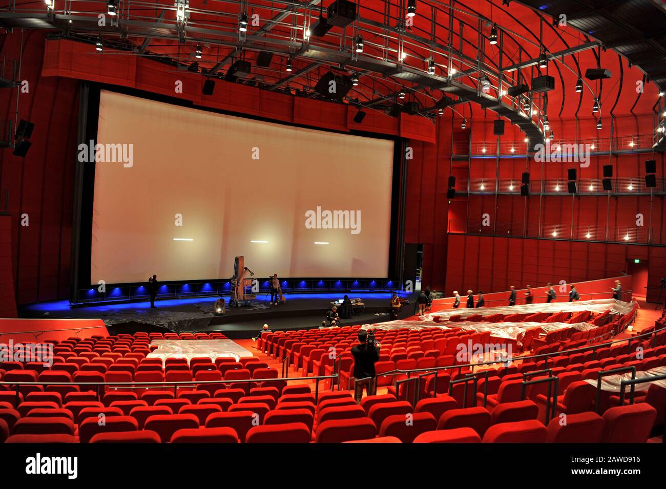 Los Angeles, California, Stati Uniti. 08th Feb 2020. Il nuovo David Geffen Theatre da 1.000 posti si trova nell'edificio Sphere presso l'Academy Museum of Motion Pictures, che sta per essere completato a Los Angeles, California. 7 Febbraio 2020 Credit: Robert Landau/Alamy Live News Foto Stock