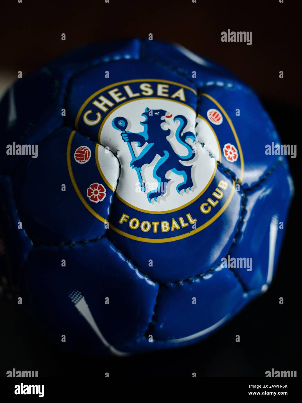 Targa Segnale Stradale Chelsea FC Ufficiale 40x18 Cm - Decorazione Da Parete Per Tifosi, Bianco