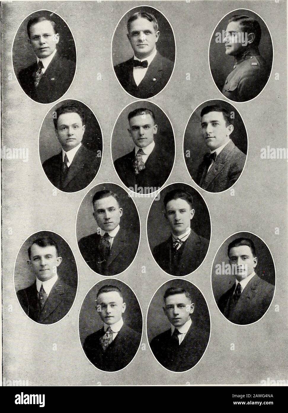 Il Nord . 177 ^ SCHEDA ATLETICA. Sleesman Smull Ball Long McNally Miller Killeen HobbonGolden CorbettSilverman Niswander 178 0 Athletic Board Prof. T. J. Smull Presidente Prof. L. C. Sleesman Segretario Prof. E. Long . Membri della FACOLTÀ del Tesoriere Prof. C. A. Miller Prof. W. D. Niswander Capt. B. A. Ball Prof. Fred Killeen STUDENTI ISCRITTI Howard Hobson President N Society John Manion Football Captain Winslow McNally Football Captain, eletto Jedd Corbett Basketball Captain Von Spellman Baseball Captain Leo Magid . Silverman , Basketball Manager M. Golden , Baseball Manag Foto Stock