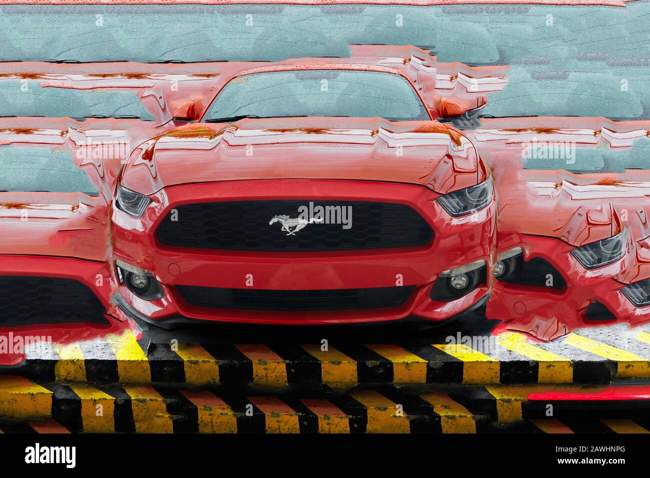 Iloilo City, Filippine: Auto sportiva Ford Mustang di colore rosso, fotografata dall'angolo basso anteriore, ritoccata a un collage Foto Stock