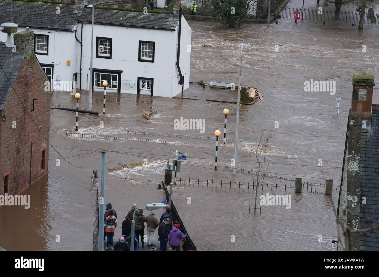 Strade inondate in Appleby-in-Westmorland, Cumbria, come Storm Ciara colpisce il Regno Unito. Foto Stock