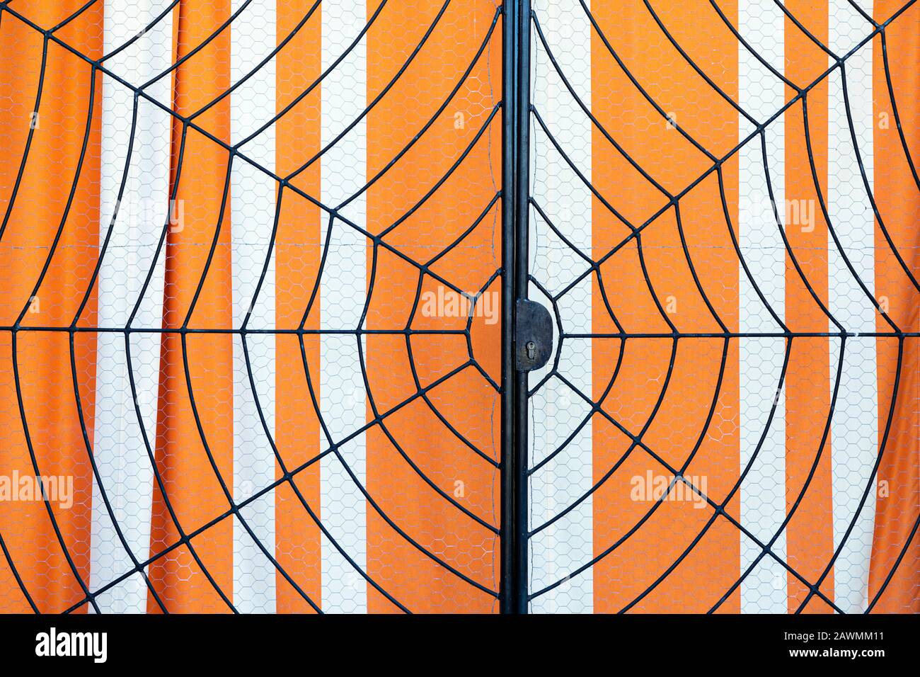Spiders Web gate, Burano, Venezia, italia Foto Stock