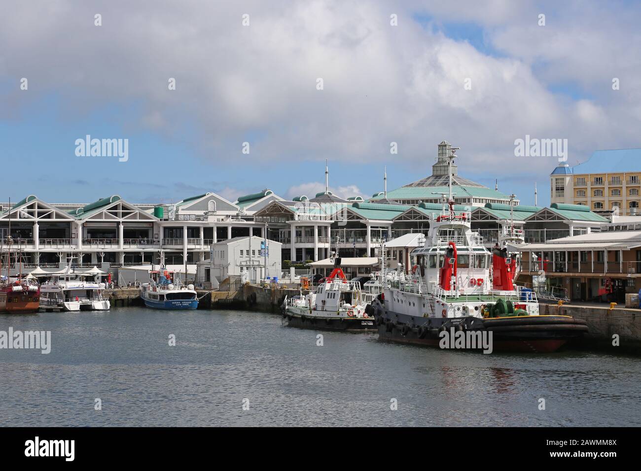 Victoria Wharf Mall, Victoria Basin, V&A (Victoria And Alfred) Waterfront, Città Del Capo, Table Bay, Western Cape Province, Sud Africa, Africa Foto Stock