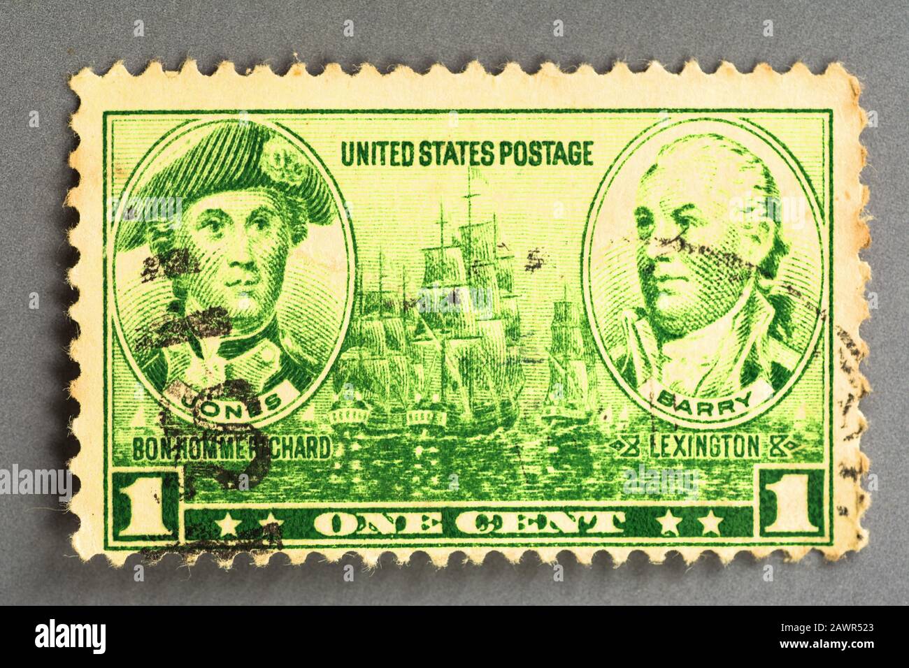 Un francobollo statunitense del 1936 che celebra gli Eroi Navali. Illustrazioni tratte da un dipinto di Jones di C W Peale e di Barry di Gilbert Stuart. Foto Stock