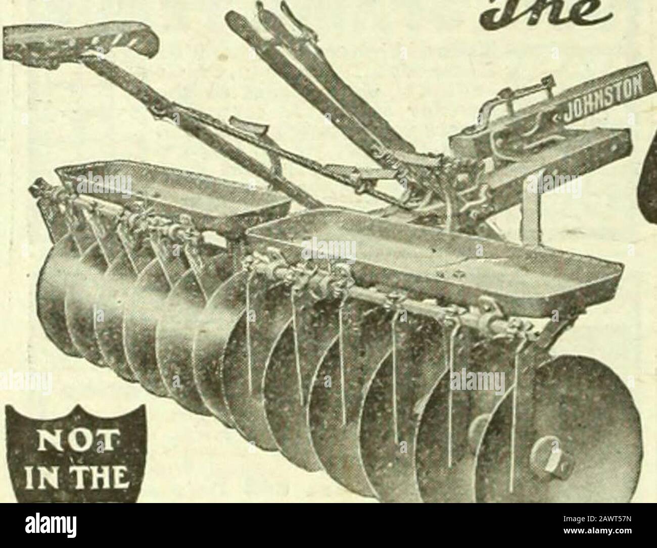 L'agricoltore dell'Ohio . Un'accendisigari a cavallo Bozza Rispetto A Qualsiasi altra catena di perni in acciaio extra-resistente dello spargipula, trasmissione diretta. Ha scartato l'eear drive su acconnt di break-ages. assale posteriore in acciaio laminato a freddo da 2s pollici. Carrelli anteriori stretti per evitare che i cavalli si frustino e per facilitare le svolte. Ruote extra forti in acciaio o legno.telaio Staunchest su qualsiasi spanditore. Applica tutta la tensione di esercizio sull'assale posteriore mediante rinforzi in acciaio,nessuno sul telaio. Grembiule bloccaggi per prevenire le corse. La trasmissione della catenaria a vite senza fine funziona con olio. Perfectand facile controllo, perfetto work.Its il risultato di 29 anni di costruzione dello spanditore. Catalogo Free.KEMP o BURPEE MANUFACTURIN Foto Stock
