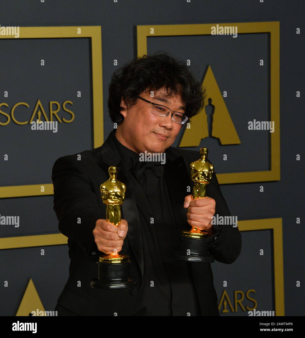 Los Angeles, Stati Uniti. 09th Feb, 2020. LOS ANGELES, STATI UNITI. 09 febbraio 2020: Bong Joon ho al 92nd Academy Awards al Dolby Theatre. Picture Credit: Paul Smith/Alamy Live News Foto Stock