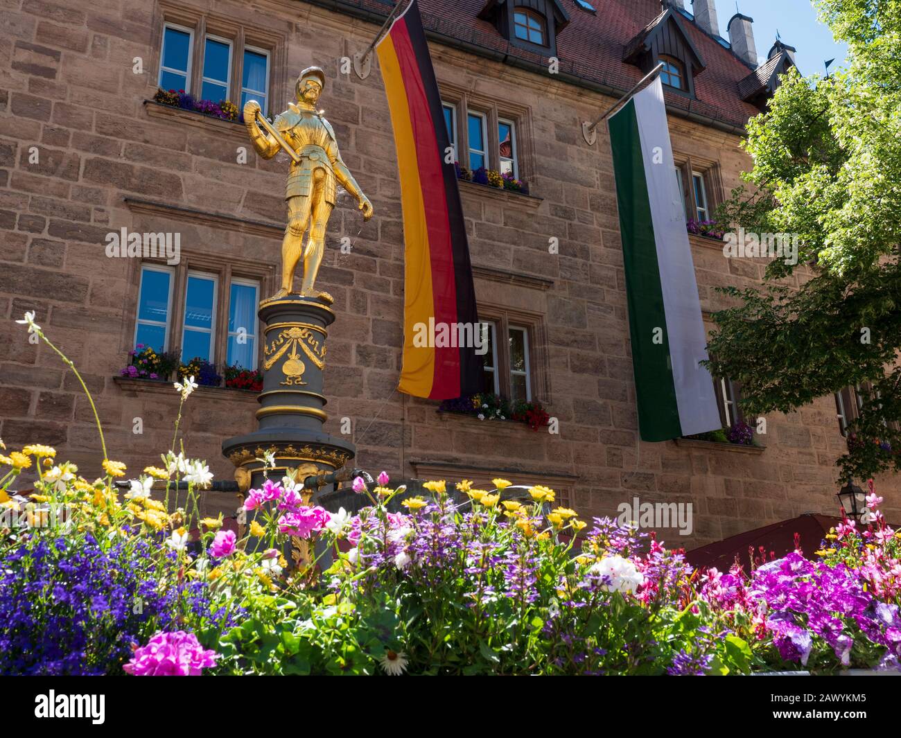 Martin-Luther-Platz, Stadthaus, Markgraf-Georg-Brunnen, Ansbach, Mittelfranken, Franken, Bayern, Deutschland | Martin-Luther-Platz, Stadthaus, Markgra Foto Stock