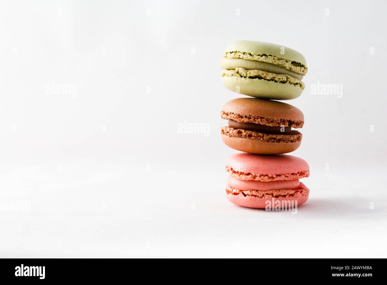 Deliziosi macaron - pasticceria francese - spazio per il testo Foto Stock