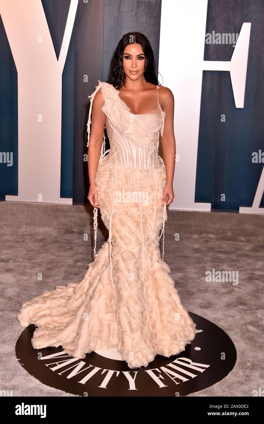 Beverly HILLS, CA - 09 FEBBRAIO: Kim Kardashian-West partecipa al premio Oscar Party della Fiera Vanity 2020 ospitato da Radhika Jones al Wallis Annenberg Center for the Performing Arts il 24 febbraio 2019 a Beverly Hills, California. Foto Stock