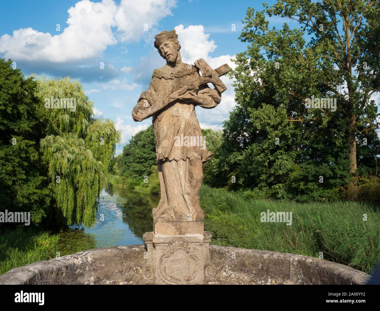 Altmühlbrücke, Ornbau, Altmühltal, Franken, Bayern, Deutschland | Ponte Altmühl, Ornbau, Altmuehltal, Franconia, Baviera, Germania Foto Stock