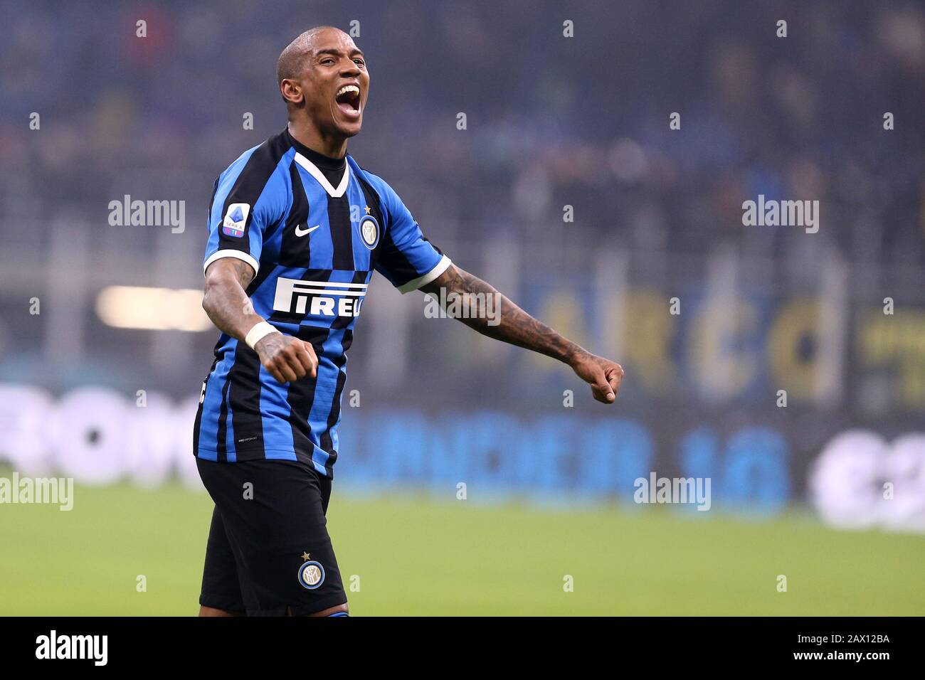 Milano, Italia. 09th febbraio 2020. Serie A. Fc Internazionale Vs Ac Milan. Ashley Young del FC Internazionale . Foto Stock