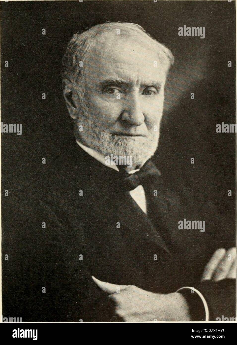 Uomini e donne d'America; un dizionario biografico di contemporanei . ay 7, 183 (i. ofmingled Scotch and New Kngland (Quakerancestry, ^^?llell un ragazzo il suo jiareits removedto Illinois, wlieie è stato allevato in una fattoria, e ha pioced la sua istruzione nelle scuole nazionali, e successivamente ha studiato legge. È stato ammesso al bar dell'Illinois. E la pratica di engagedin a Danville; ami all'ag. of24 è stato eletto avvocato degli Stati di XermillionCounty. 111., in cui otHce servì per i sette anni frtnu 18(51-1808. A Novem-ber, 1872, fu eletto fnnnu il Dodicesima distretto di Illinois al Quarantatreesimo con-gress an Foto Stock