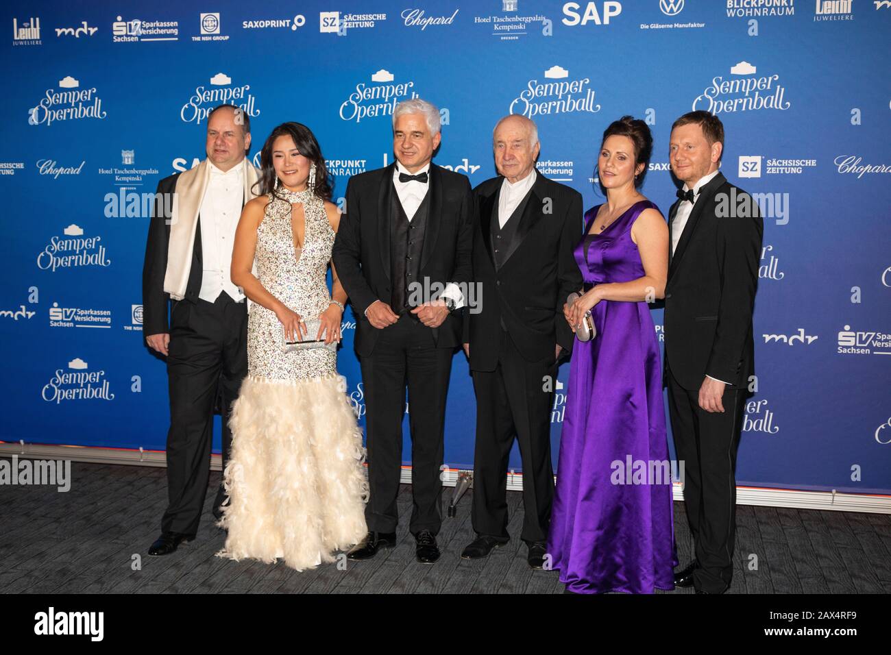Dirk Hilbert Mit Ehefrau Su Yeon Hilbert, Hans-Joachim Frey, Armin Mueller-Stahl, Michael Kretschmer Mit Freundin Annet Hofmann Beim 15. SemperOpernb Foto Stock