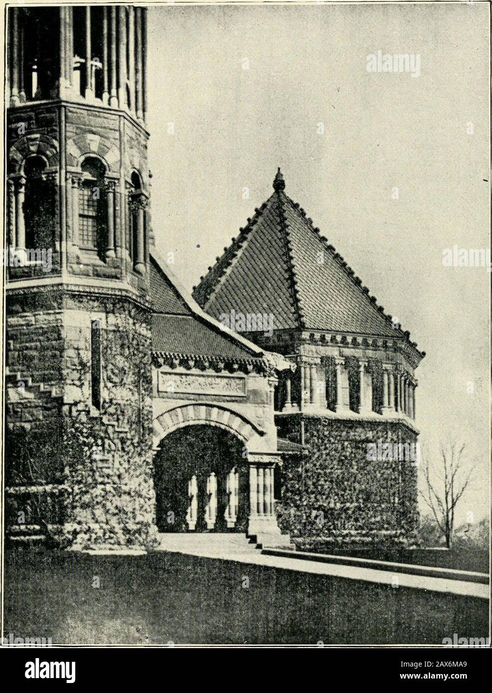 1642-1892Legends di Woburn, ora prima scritta e conservata in forma raccolta ..a cui si aggiunge una storia cronoindicica di Woburn . - un Flo - 1 ^. Libreria Pubblica Wnin. Ingresso Principale E Torre. PREFAZIONE. Dolce Tis a ramble nei campi del lore leggendario ;per raccogliere i diamanti non tagliati che giacono nella polvere del passato; per vedere l'incipiente barlume, che, attraverso la sottile copertura, racconta della possibilitàentro; per prendere queste gemme trascurate di storia e storia, e portare fuori le loro bellezze nascoste, da taglio latestverbal e polacco, in modo che possano essere accettableat nostro letterario moderno f Foto Stock
