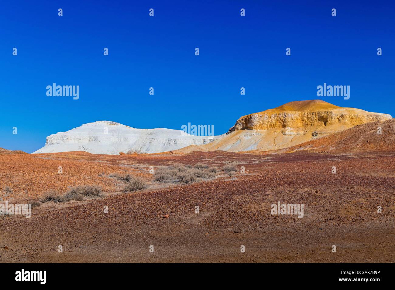 I Breakaways sono una delle gemme dell'entroterra dell'Australia del Sud. Si tratta di un suggestivo paesaggio roccioso di mesas a sommità piatta. Situato Vicino A Coober Pedy. Foto Stock