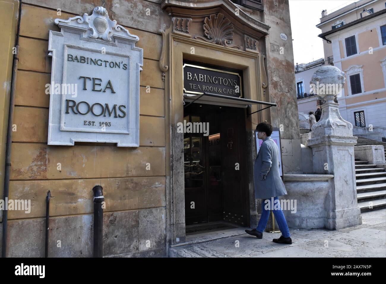 LE CAMERE BABINGTON TEA SONO LA PIÙ ELEGANTE SALA DA TÈ FONDATA NEL 1893 Foto Stock