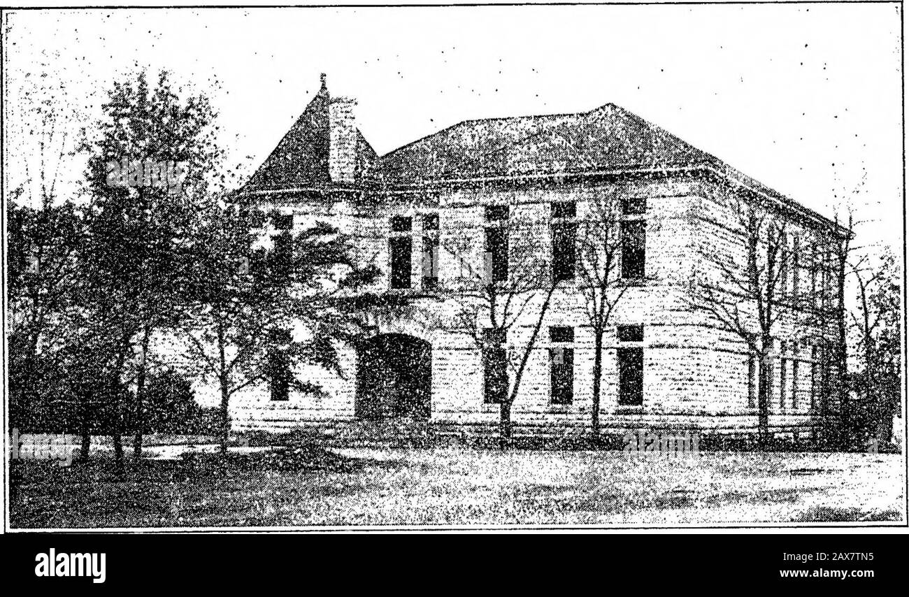 Catalogo annuale degli ufficiali, studenti e laureati del Kansas state Agricultural College, Manhattan ... . Auditorium.. Kedzie Hall (reparto stampa). Quarantaseiesimo Catalogo Annuale. 33 i bollettini sono i mezzi di comunicazione dei risultati della Stazione lavorano direttamente agli agricoltori. Sono issuednelle quantità giudicate necessarie per soddisfare la domanda. Gli Allinvestigations sono descritti in loro quando completato, e theyare inviato a tutti i nostri mailing-list. Durante la storia della Stazione il numero emesso ha registrato una media di circa otto anni. I bollettini stampa sono pubblicati in numero limitato Foto Stock