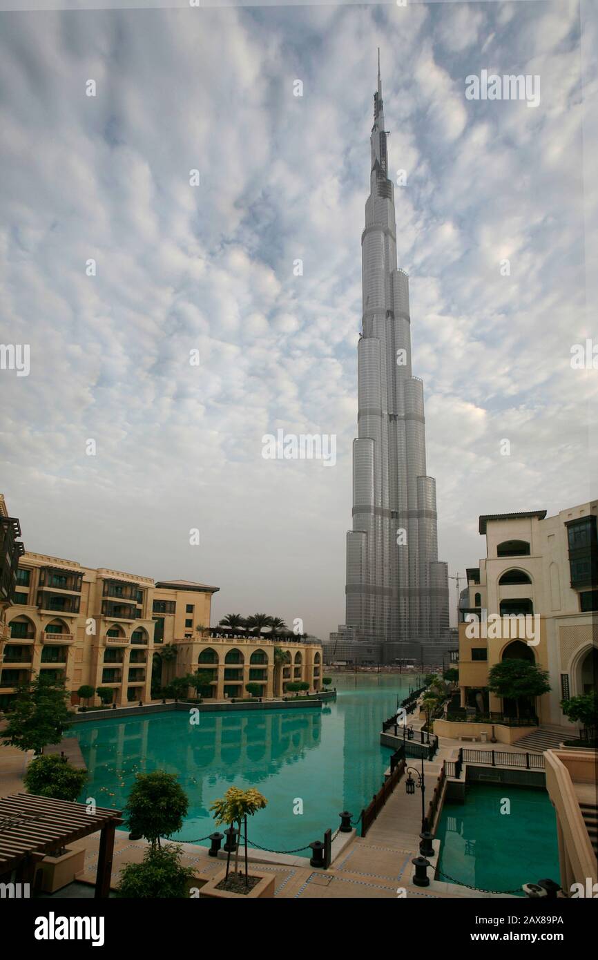 L'area del centro vicino al Burj Khalifa. Foto Stock