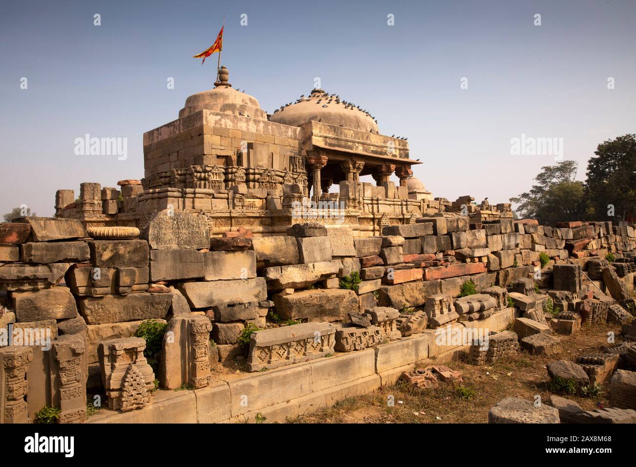 India, Rajasthan, Abhaneri, Tempio di Harshat Mata, parte ricostruita rovine del 8th-9th secolo Vaisnavite santuario Foto Stock