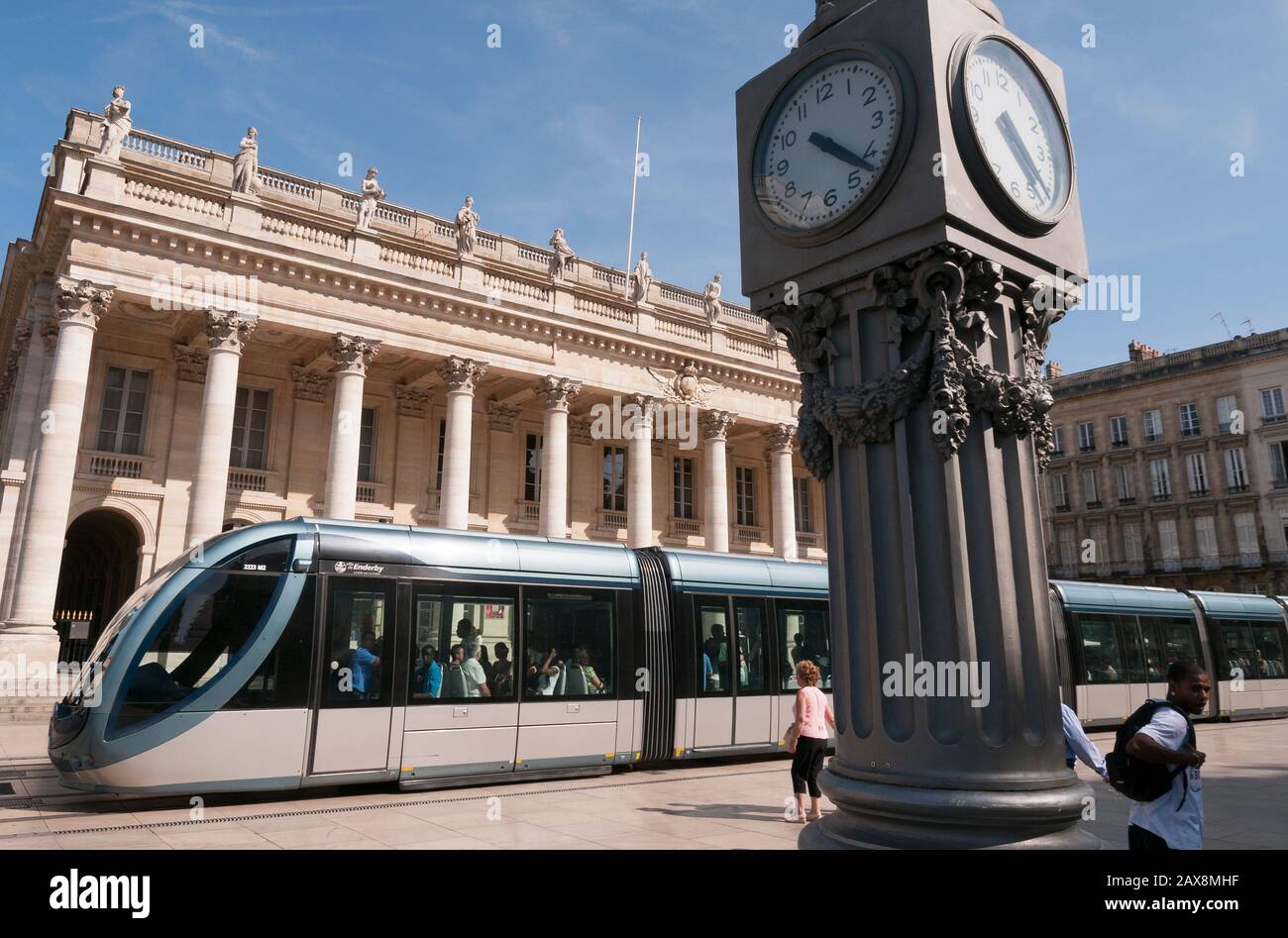 Place de la Comedie und Opera National de Bordeaux, Aquitaine, Frankreich, Europa Foto Stock