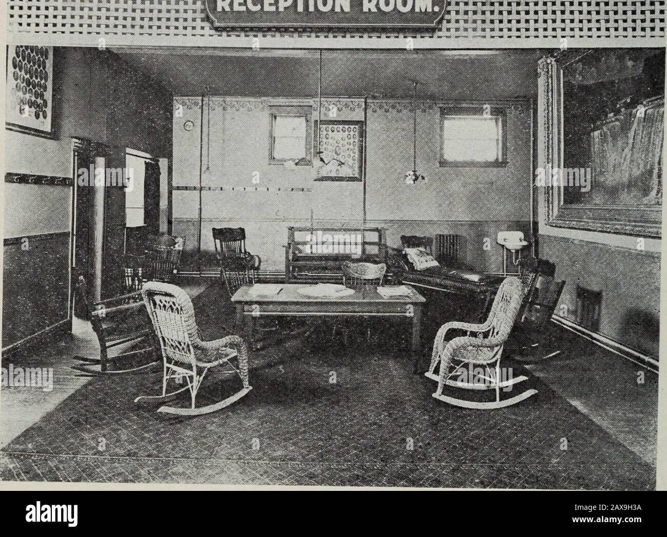 Annuncio .. . La Palestra. SALA di accoglienza. M wrm * •» «rg *-* «n» W».«««-» «nii «m «t&lt; «»-* «rr» «ti *-* «T» «t» n» *n « «-* *•» «n* r* «nf t* i?» «n« n-» «n» «r* «r* «r* Sala Di Ricevimento Infermeria. Annuncio DEL COLLEGE OF DENTISTRY 37 McGrane, H. Francis Sioux City, Iowa, 1914 McPherson, Vern Edgar Omaha, 1917 Meany, Lieut. Francis Patrick Con U. S. Army - 1916 Meer, M. F Valentine - 1909 Meier, Herman .. Bloomfield - 1915 Mellinger, F. S 404 Brandeis Bldg., Omaha - 1908 Merchant, A. H McCague Bldg., Omaha - 1913 Meyers, J. H Grand Island - 1908 Miller, Lieut. Howard Carl Con U. S. Navy - 19 Foto Stock