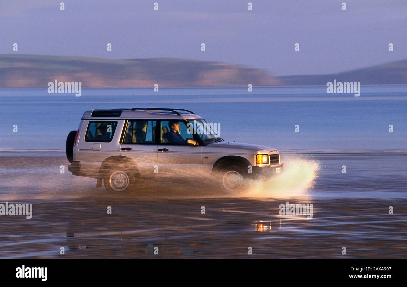 Land Rover Discovery Serie 2 1998 In Scozia Foto Stock