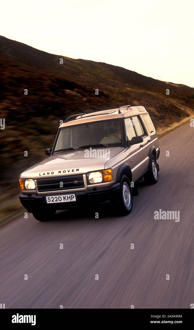 Land Rover Discovery Serie 2 1998 In Scozia Foto Stock