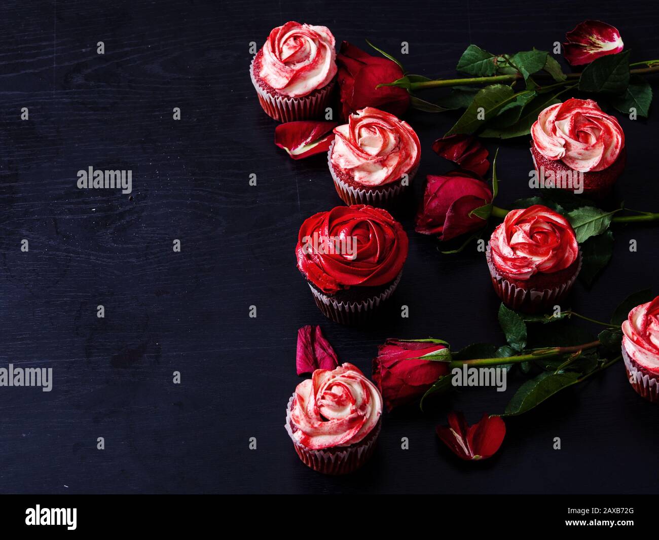 Romantiche tortine di un giorno di San Valentino Foto Stock