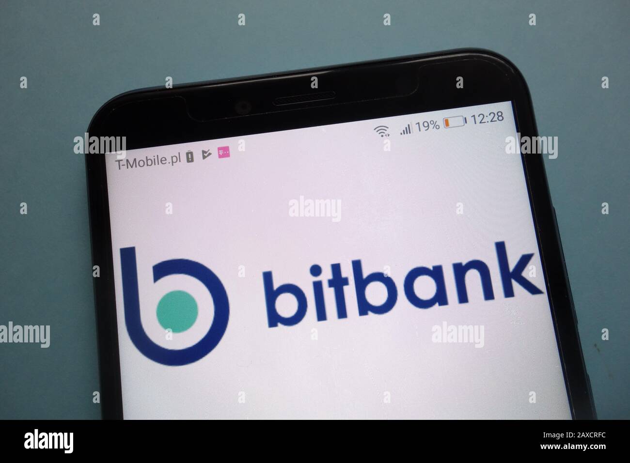 Bitbank Cryptocurrency Exchange logo su smartphone Foto Stock