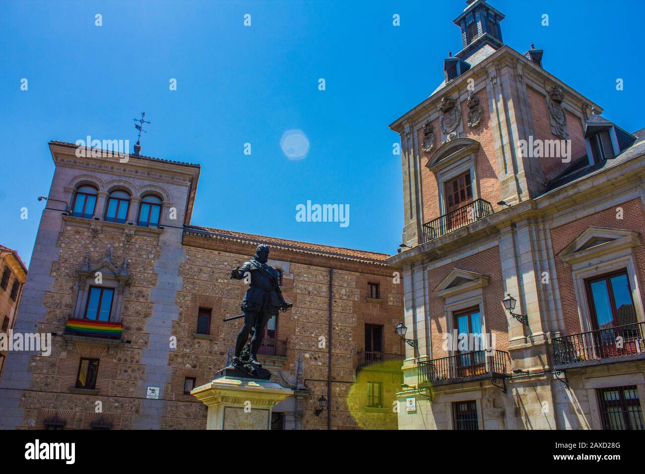 Statua in piazza a Madrid, Spagna Foto Stock