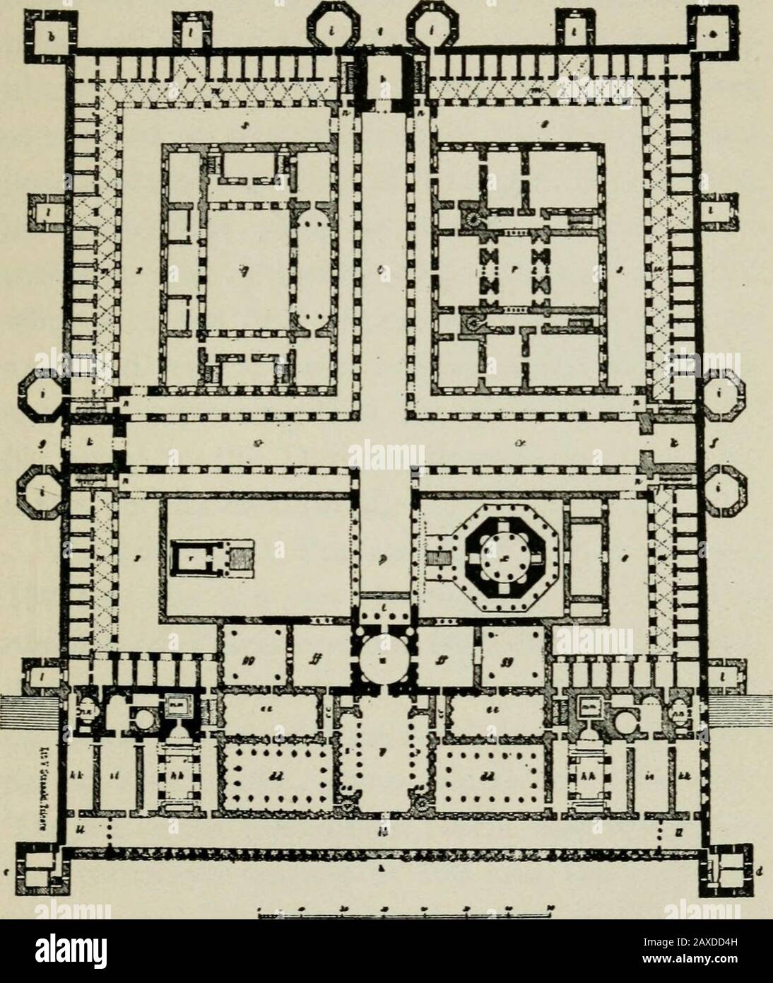 Città romane in Italia e Dalmazia. Eremodosi archi trionfali originali costruiti a Romein in onore di Traiano pochi anni prima, nel about107 d.C., Come memoriale della conquista di Dacia, poco prima della costruzione del Foro di Traiano.Le monete che ritraggono questo showyery dell'arco daciano chiaramente che ha colonna libera-standing che sostiene un architrave rotto. Il suo designerand l'inventore di questo tipo è probabile che havehate, quindi, Apollodoro di Damasco, il famoso architetto e ingegnere di Traiano. Ancora, poichè questo uso delle immagini della moneta può essere considerato asforma leggermente incerta di prova, Foto Stock