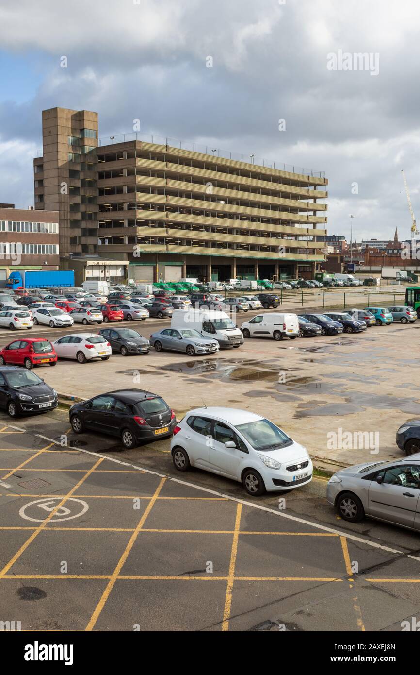 Parcheggio o parcheggio, Upper Dean Street, Birmingham, Regno Unito Foto Stock
