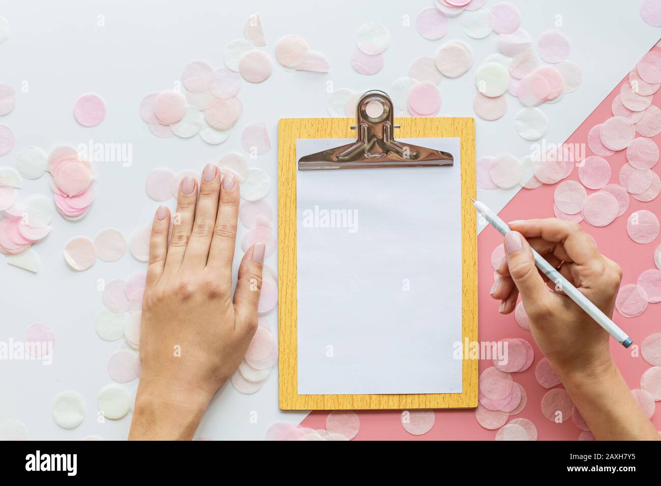 Obiettivi per il concept design. Idea di business concetto. Creative laici flat top visualizza obiettivi per il concept design. Business idea, concetto di destinazione. decorazione con Foto Stock