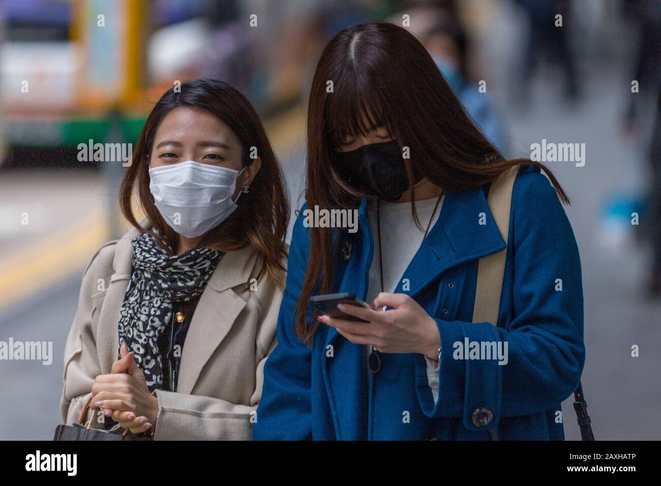 Persone a Hong Kong durante il virus Corona. Foto Stock