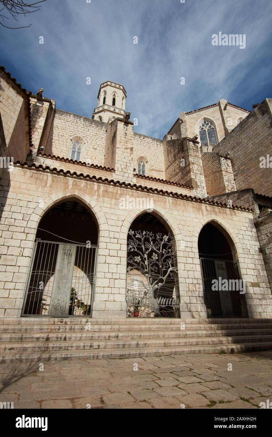 Chiesa di Sant Pere nella città di Figueres, provincia di Girona, Spagna. Foto Stock