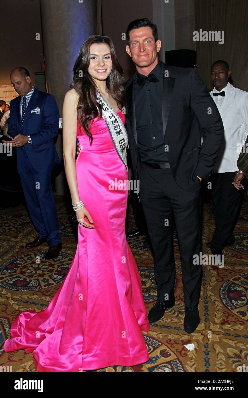 New York, NY, Stati Uniti. 29 Aprile 2015. Miss Teen USA, K. Lee Graham, Steve Weatherford al HealthCorp 9th Gala annuale a Cipriani Wall Street. Credito: Steve Mack/Alamy Foto Stock