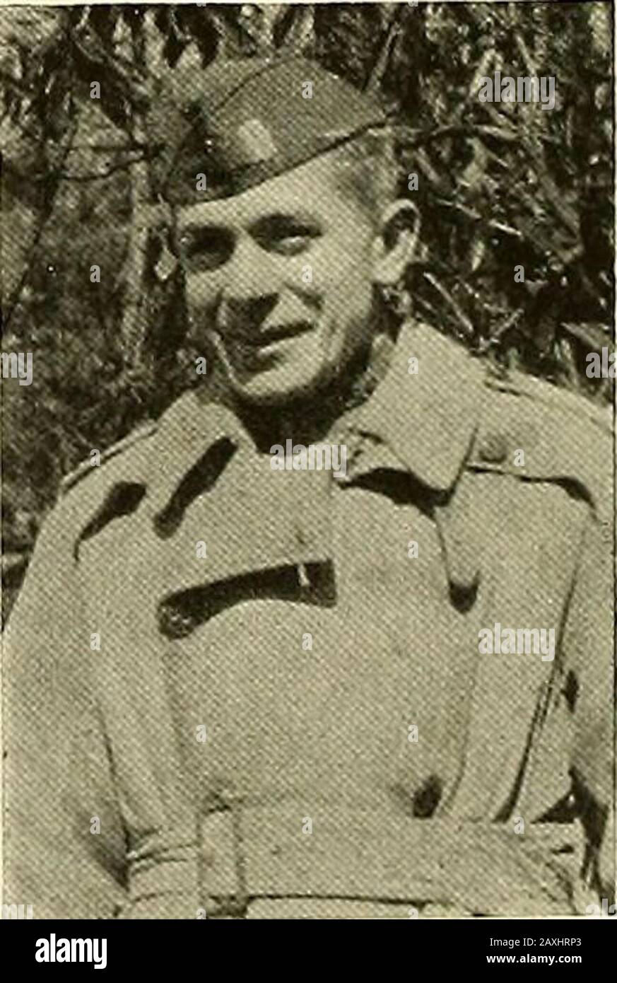 Penn Stato nella guerra mondiale . HARRI 1- BRADI. George ff. BREW F. n. BLTTHB Page One Ten Pbnn state in the World War Captain Asplundh fu in servizio in Francia dal 18 maggio 1918, al April17, 1919, e partecipò alle seguenti battaglie e fidanzamenti: ChateauThierry, 7-14 luglio 1918; Champagne-Marne difensive, 15-18 luglio 1918;Aisne-Marne offensive, dal 19 luglio al 1 agosto 1918; Fismes offensiva, August1 al 4 settembre 1918; Oisne-Aisne oftension, 4-7 settembre 1918; Meuse-Argonne offensiva, 26 settembre al 9 ottobre 1918; Toul Settore, October16 al 11 novembre 1918. BAIR, KENNETH HENRY, ENT Foto Stock