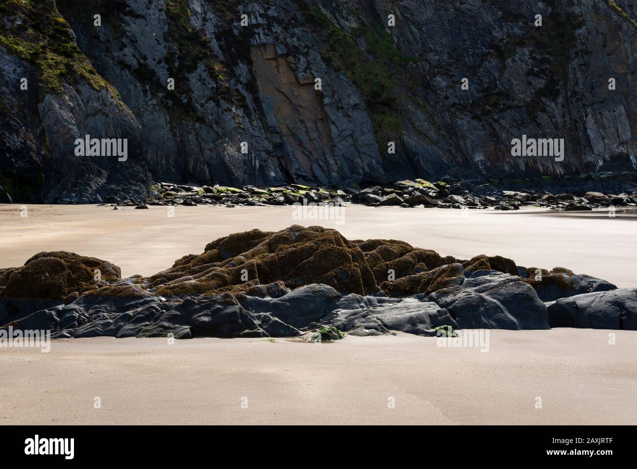 Spiaggia di Traeth Llyfn vicino ad Abereiddy, Pembrokeshire, Galles. Foto Stock