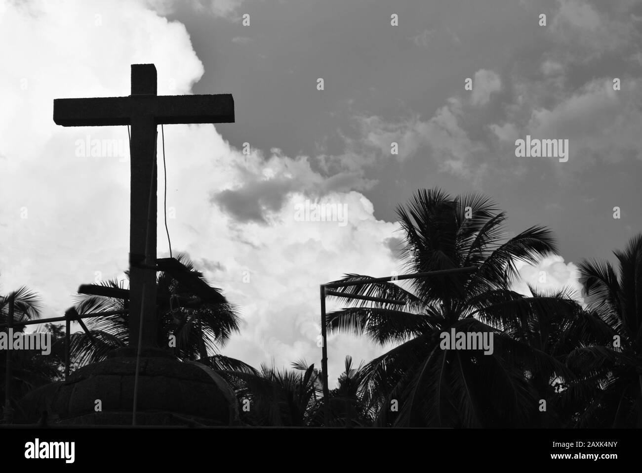 Immagine in bianco e nero di Lord Jesus Cross a Goa Foto Stock