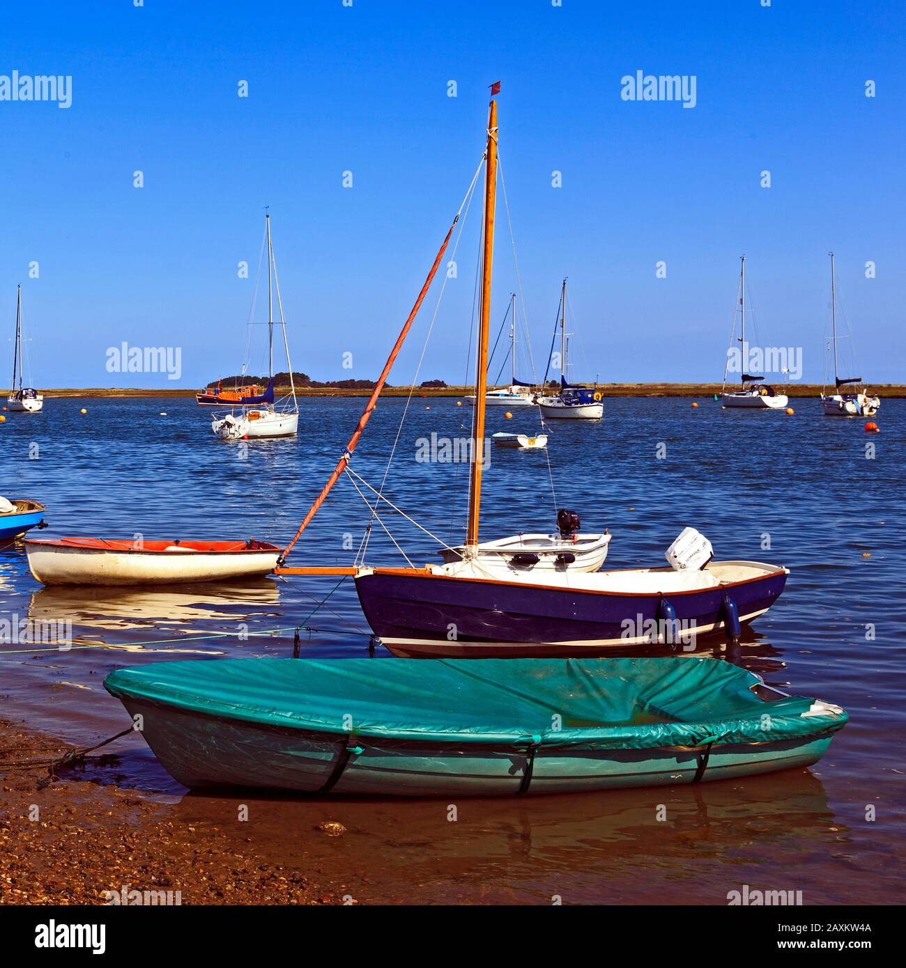 Barche sul Creek a Wells-next-the-Sea, Norfolk Foto Stock