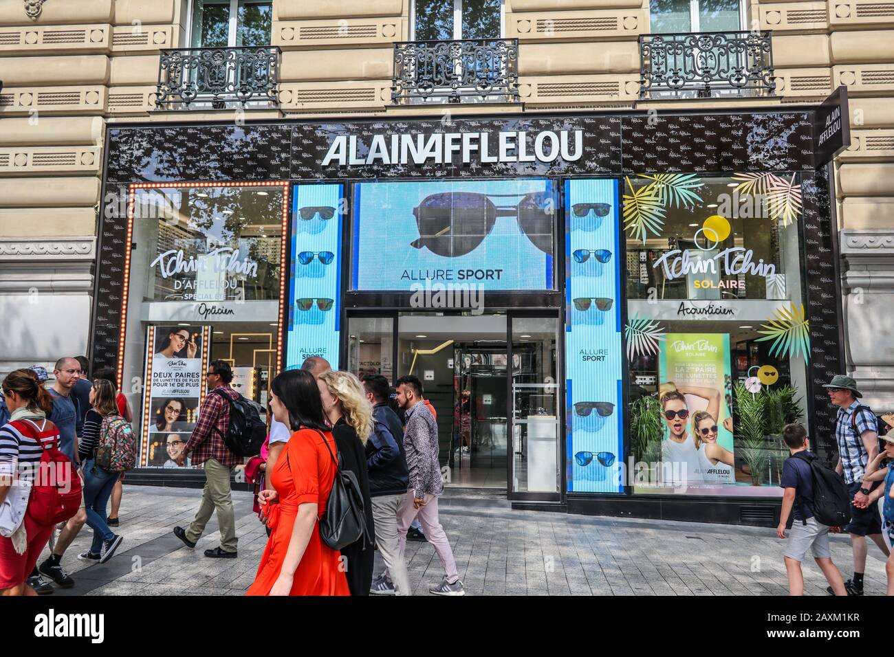 Negozio Alainafflelou Sugli Champs-Élysées Parigi Francia Europa Foto Stock