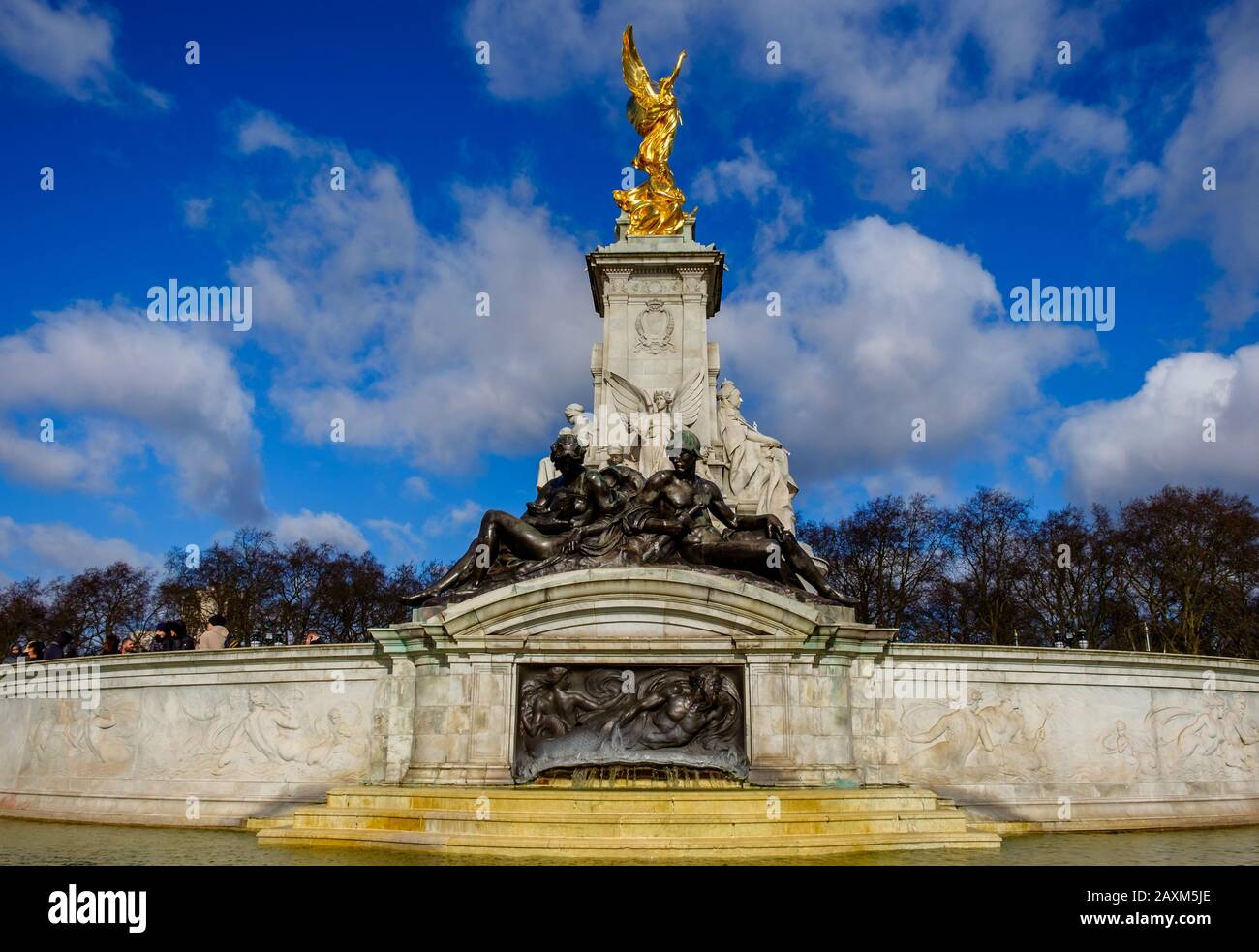 Londra, UK, marzo 2019, Vista del Victoria Memorial di fronte a Buckingham Palace Foto Stock