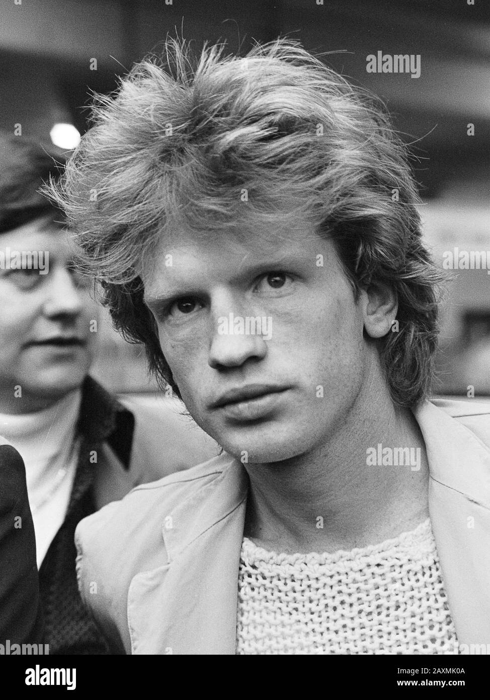 Due ruote RAI 1980 Engine Pro Price premio al regista Paul Verhoeven; Hans van Tongeren 25 febbraio 1980 Foto Stock
